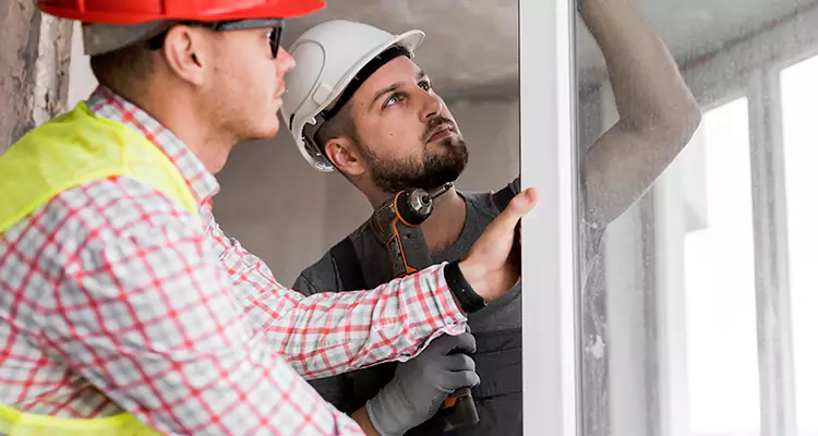 Vertical Crank Out Windows Repair in Sarasota, FL